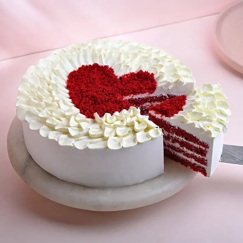 Hearty Dainty Red Velvet Cake Delice — view 5 of 6