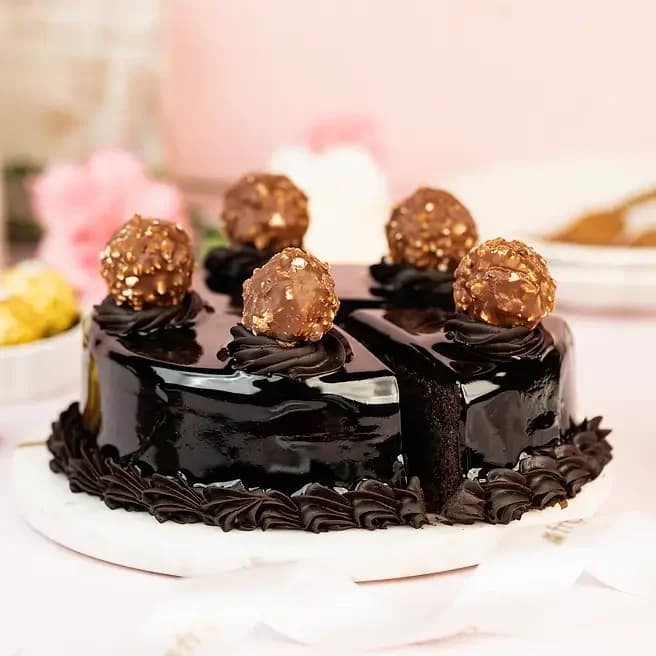 Ferrero Rocher Truffle Cake Sweet  2 Kg — view 2 of 3
