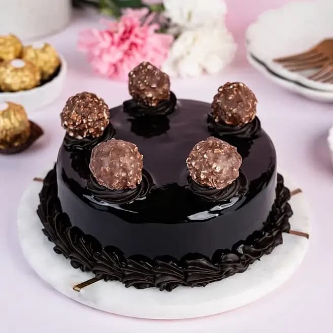 Ferrero Rocher Truffle Cake Sweet  2 Kg — view 1 of 3