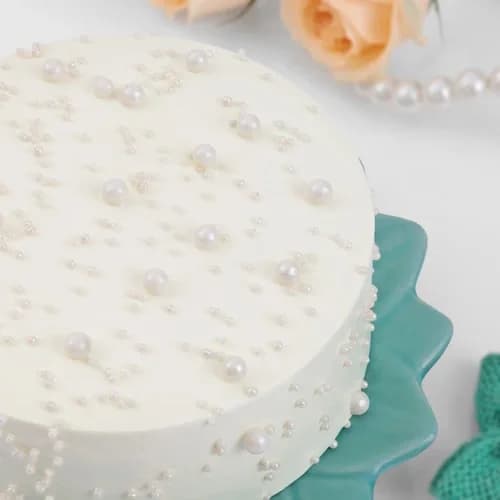 Pearl Bliss White Cake Delice — view 2 of 3