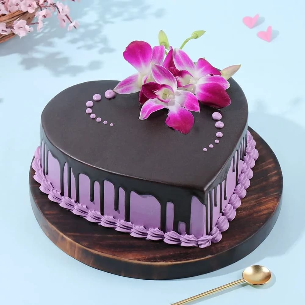 Indulging Choco Heart Cake Delice — view 1 of 2