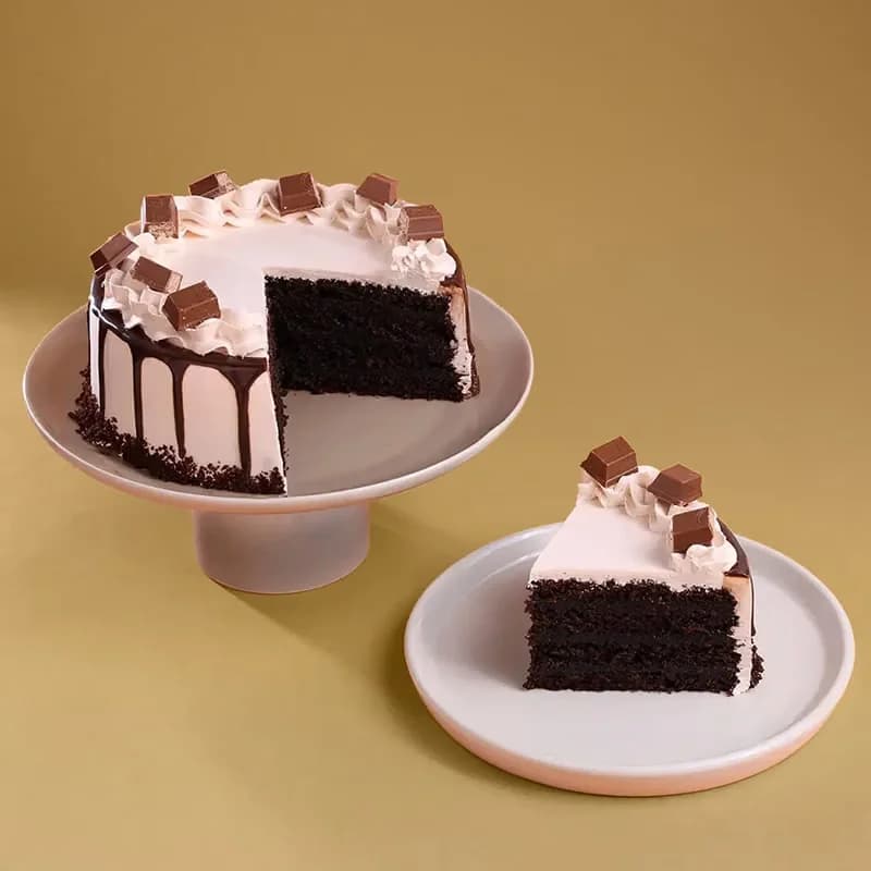 Kit Kat Crunch Drip Cake Delice — view 2 of 3