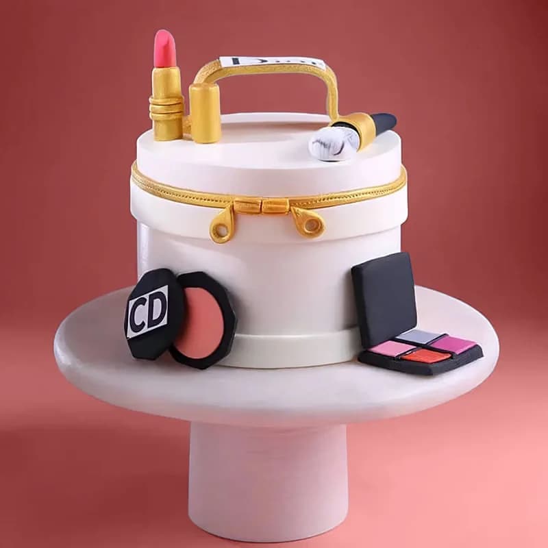 Vanity Bag Makeup Theme Cake Delice — view 3 of 3