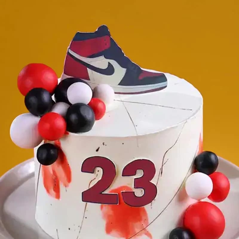 Jordan Air Sneaker Head Cake Delice — view 2 of 3