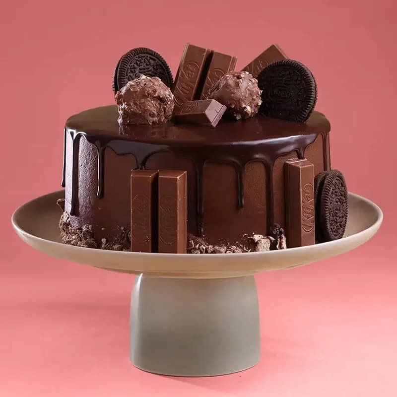 Kit Kat N Ferrero Choco Cake Delice — view 3 of 3