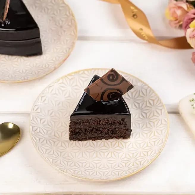 Chocolate Truffle Cake With Heart Shaped Topper Delice  500Gm — view 3 of 3