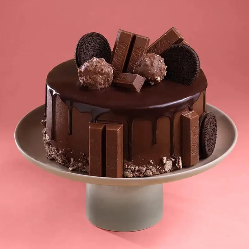 Kit Kat N Ferrero Choco Cake Delice — view 1 of 3