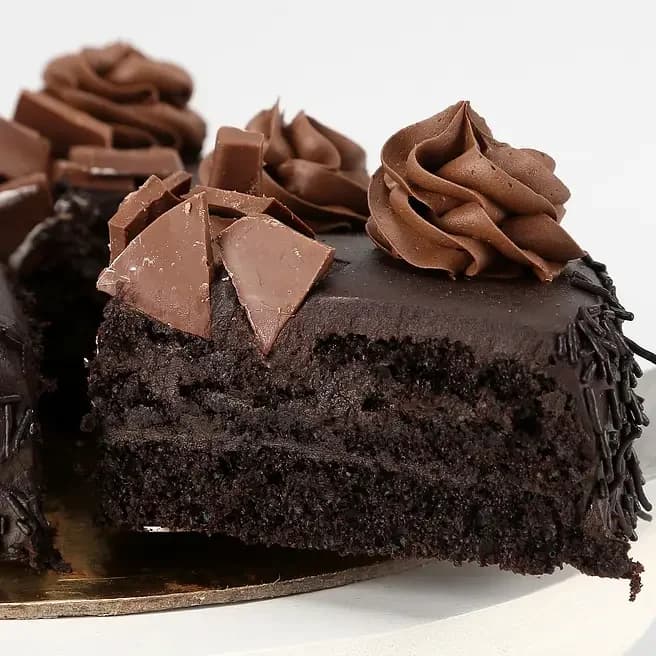 Truffle Delight Cake- Half Kg Delice — view 3 of 3