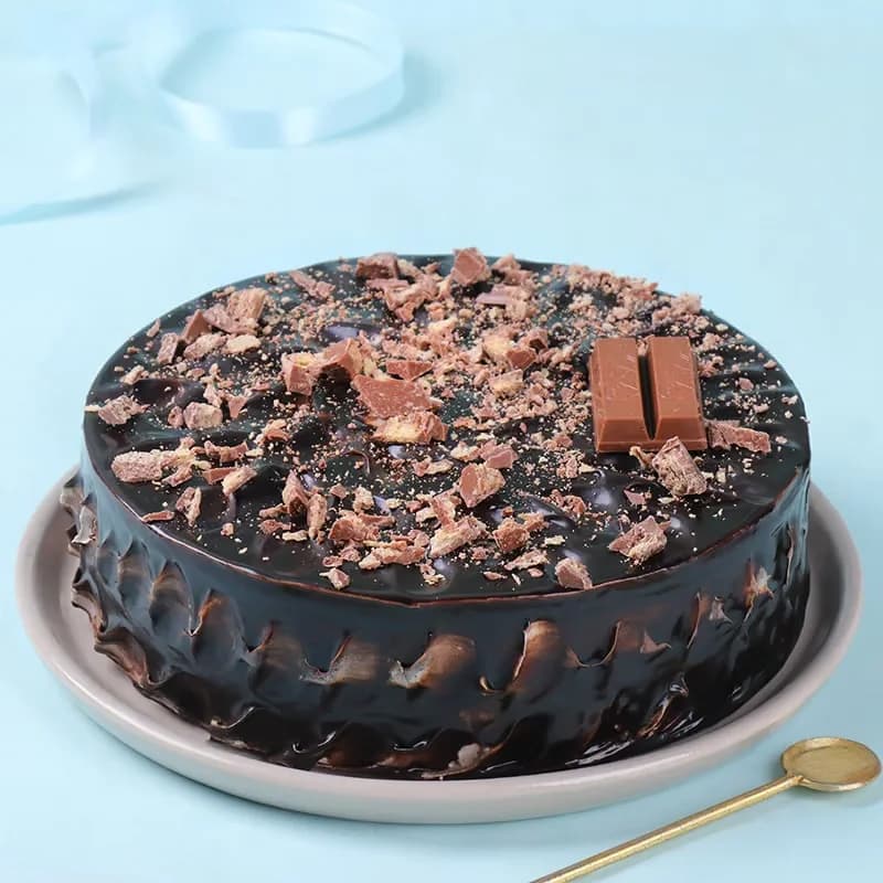 Kitkat Forever Cake Sweet — view 2 of 3