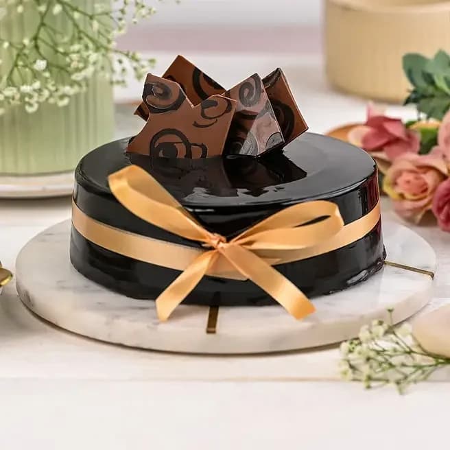 Decorated Chocolate Truffle Cake  Sweet Half Kg — view 3 of 3