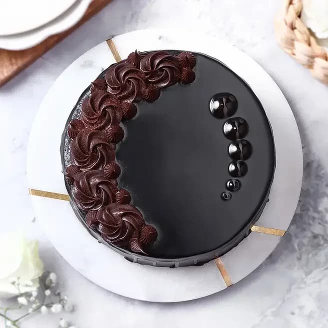 Velvety Chocolate Truffle Cake Sweet  Half Kg — view 2 of 3