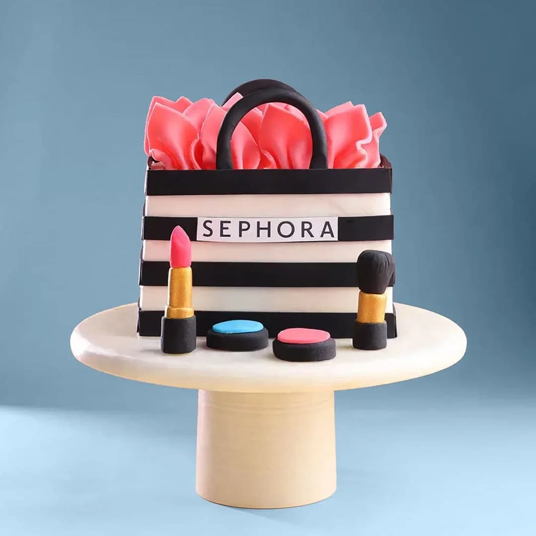 Sephora Makeup Theme Cake Delice — view 2 of 3