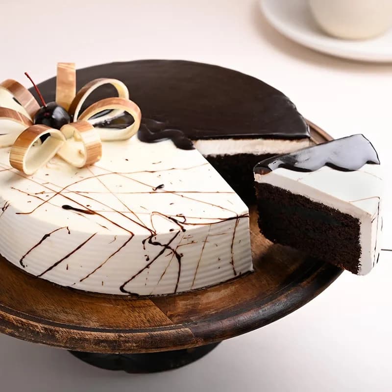 Choco Vanilla Cake Delice — view 5 of 5