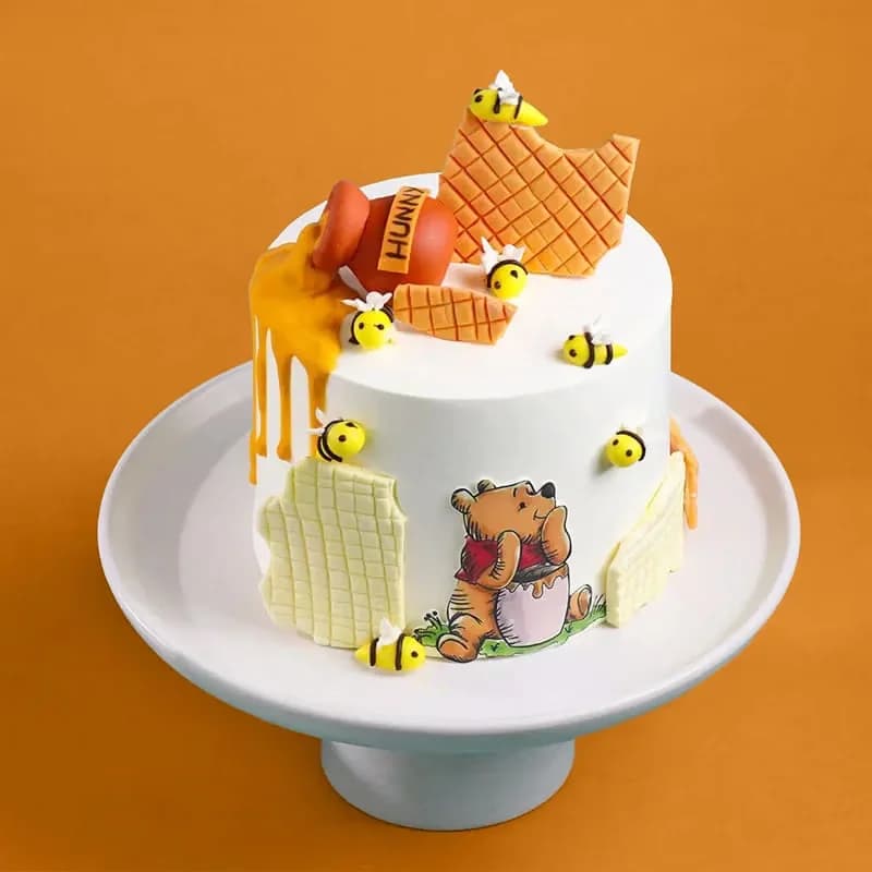 Busy Bee Pooh Cake Delice — view 3 of 3