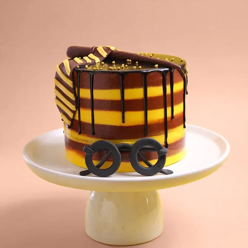Harry Potter Gryffindor Drip Cake Sweet — view 3 of 3