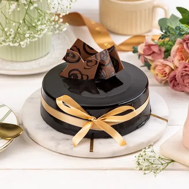 Decorated Chocolate Truffle Cake  Sweet Half Kg — view 2 of 3