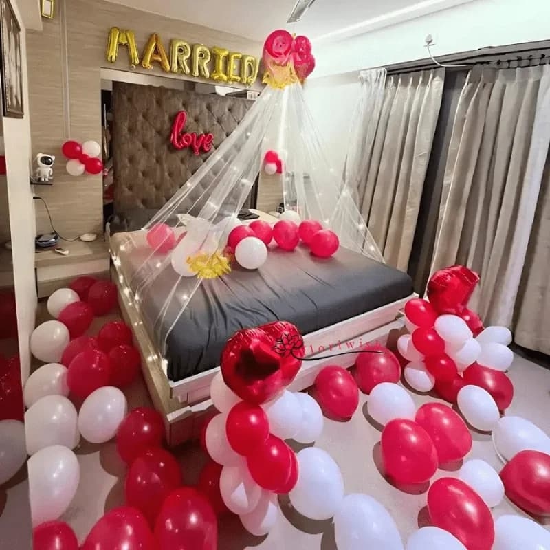 Romantic Heart Tower Decor Set — view 1 of 1