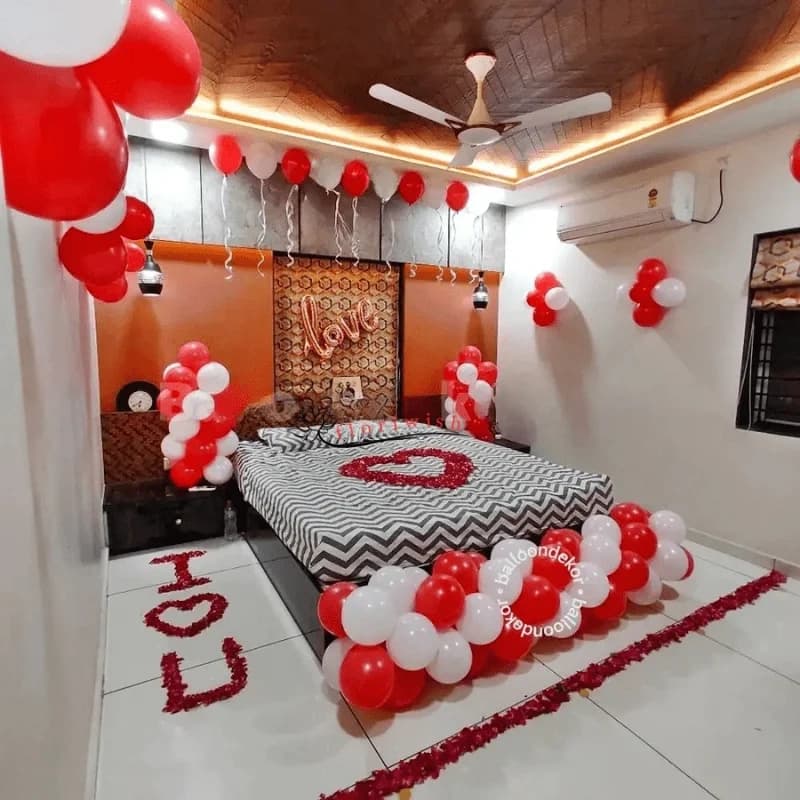Sweet Romance Setup Set — view 1 of 1
