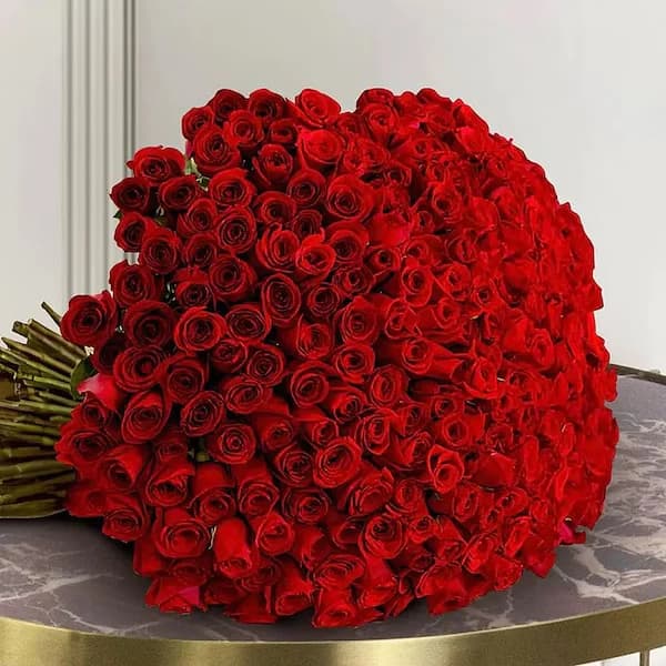 Red Rose Key to Heart Flowers Bouquet — view 3 of 7