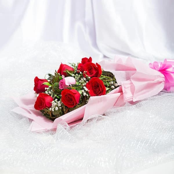 Splendid Love Roses Flowers  Bouquet — view 2 of 3