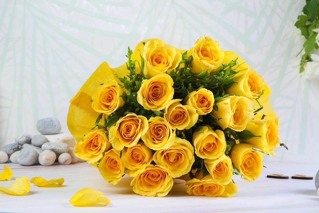 Friendship yellow rose Flowers  bouquet — view 3 of 3