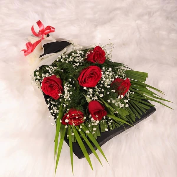 Adorable Red Roses Flowers  Bunch — view 3 of 3