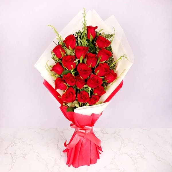 Red Roses Love Flowers Bouquet — view 3 of 3