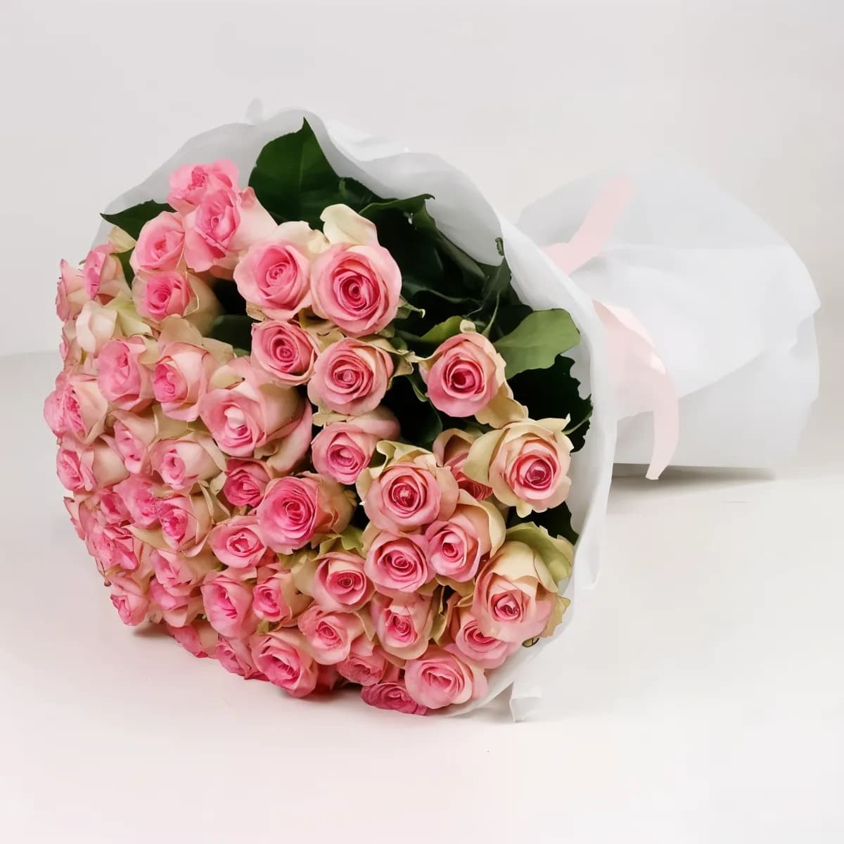 Pink Roses Flowers  Bouquet — view 1 of 1