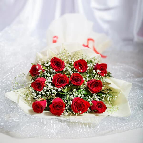Classic Aura 12 Red Roses Flowers  Bouquet — view 3 of 3