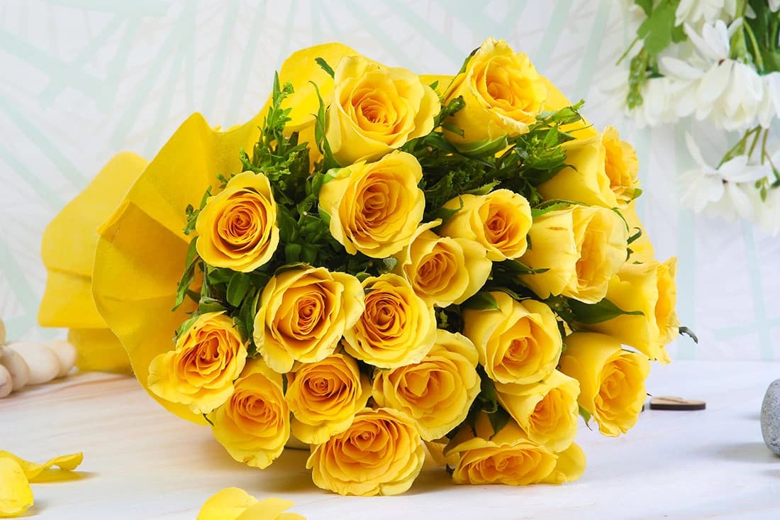 Friendship yellow rose Flowers  bouquet — view 2 of 3
