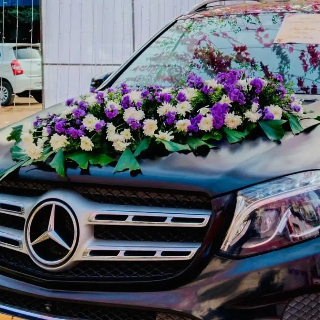 Elegant Mercedes Wedding Car Decor — view 2 of 2
