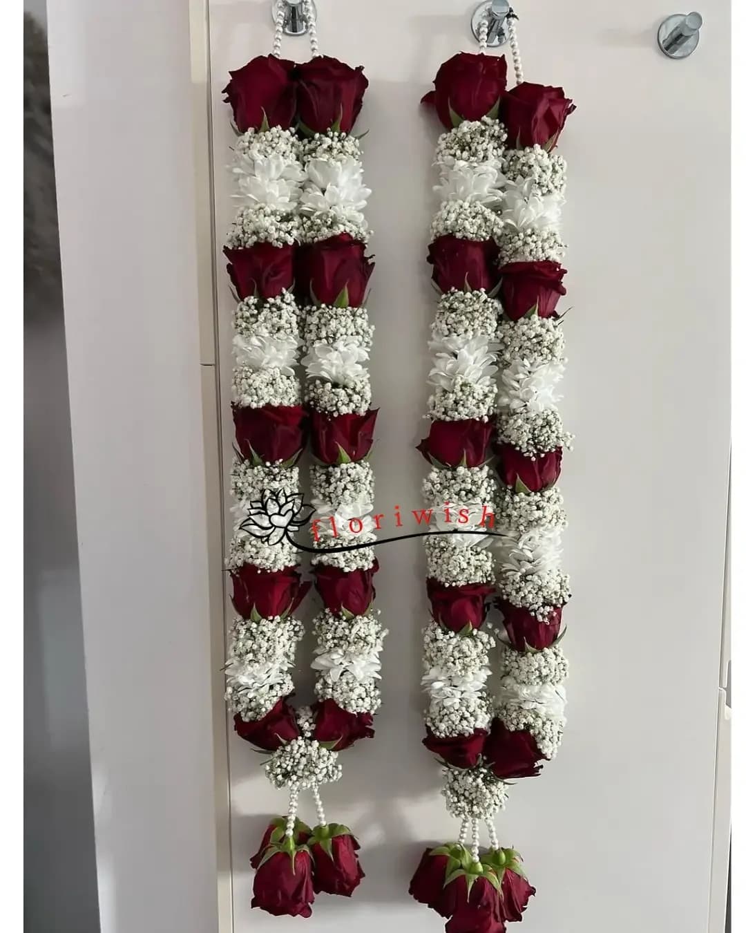 Jasmine & Red Rose Garland — view 1 of 1