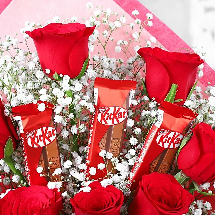 Red Roses Flowers Bunch With Nestle Kitkat Chocolates — view 4 of 4