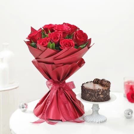 Delightful Love Bouquet  Combo — view 2 of 3