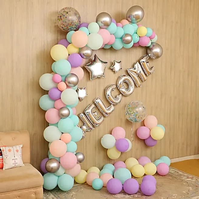 Grand Welcome Party Decor Set — view 2 of 7