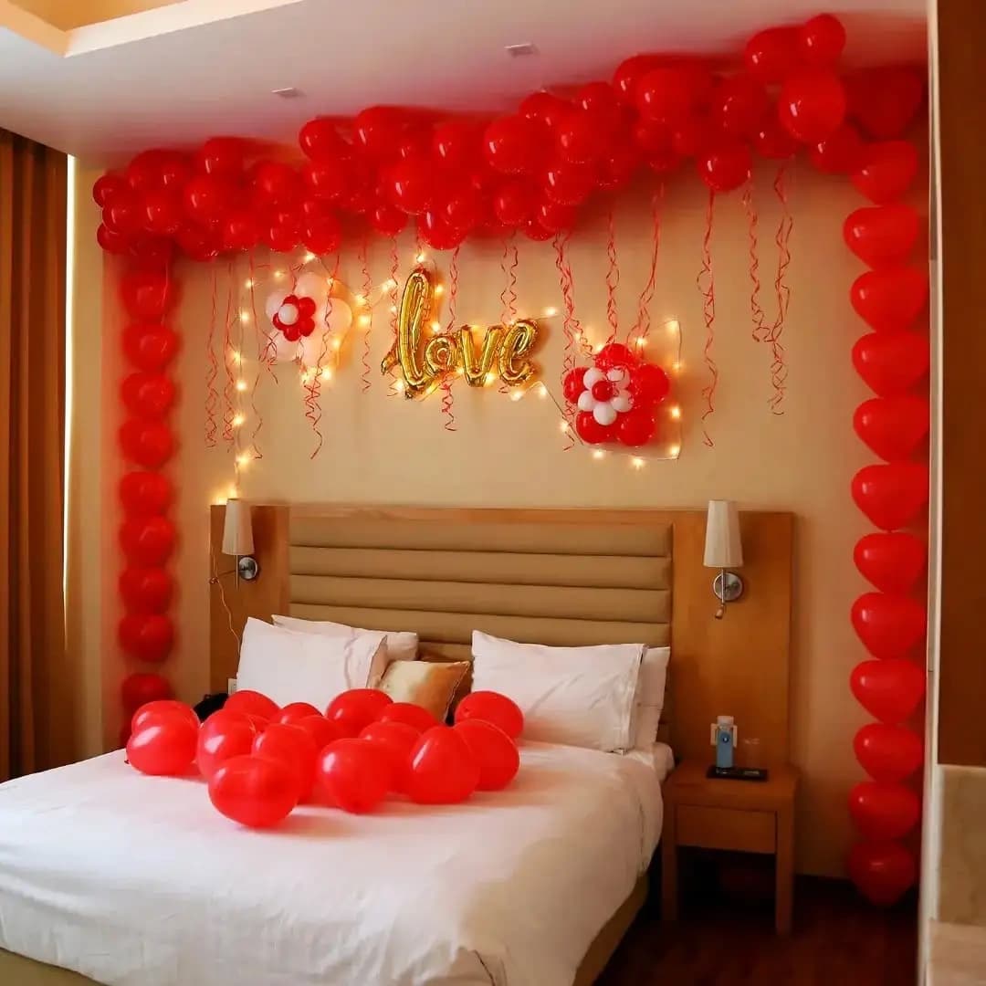 Love in Bloom Valentines Day Decor — view 4 of 4