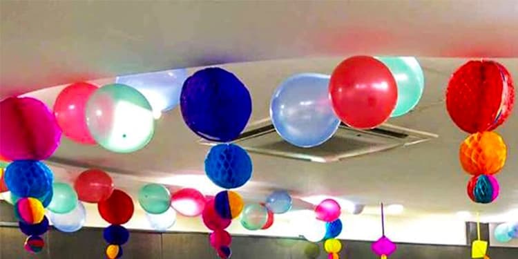 Lanterns And Balloons Office Decor Set — view 2 of 3