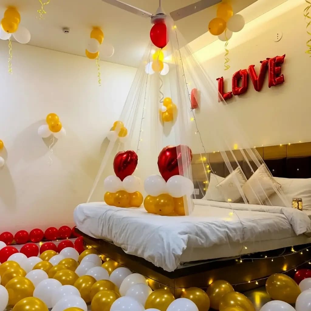 Delightful Balloon Room Decor — view 2 of 4