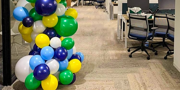 Exotic Balloons Office Decor Set — view 3 of 3