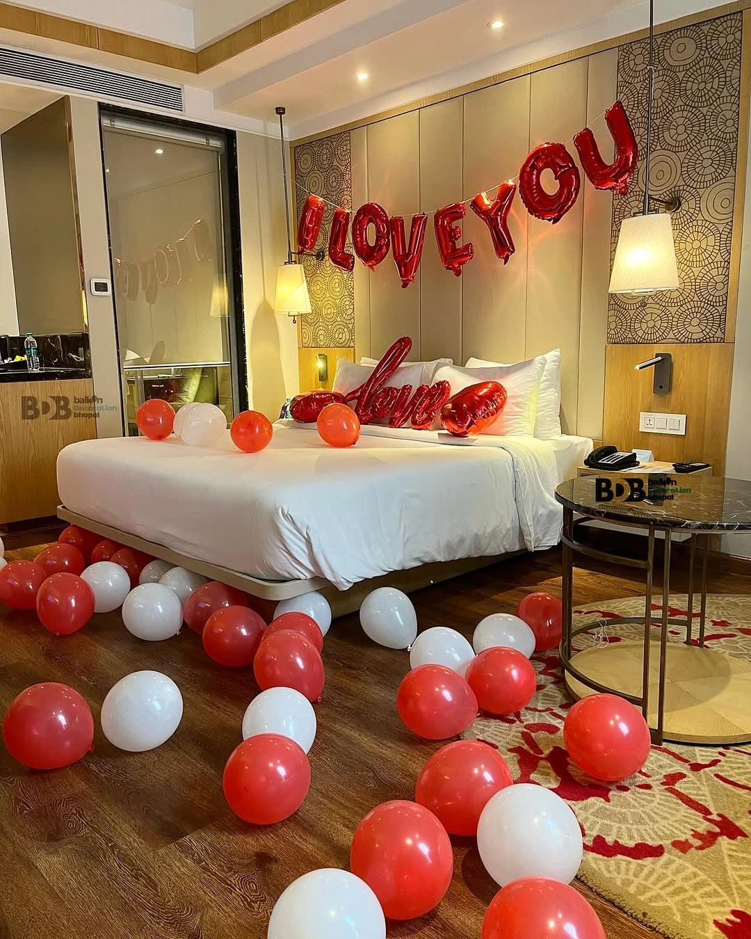 Simple Romantic Balloons Decoration for room — view 1 of 1