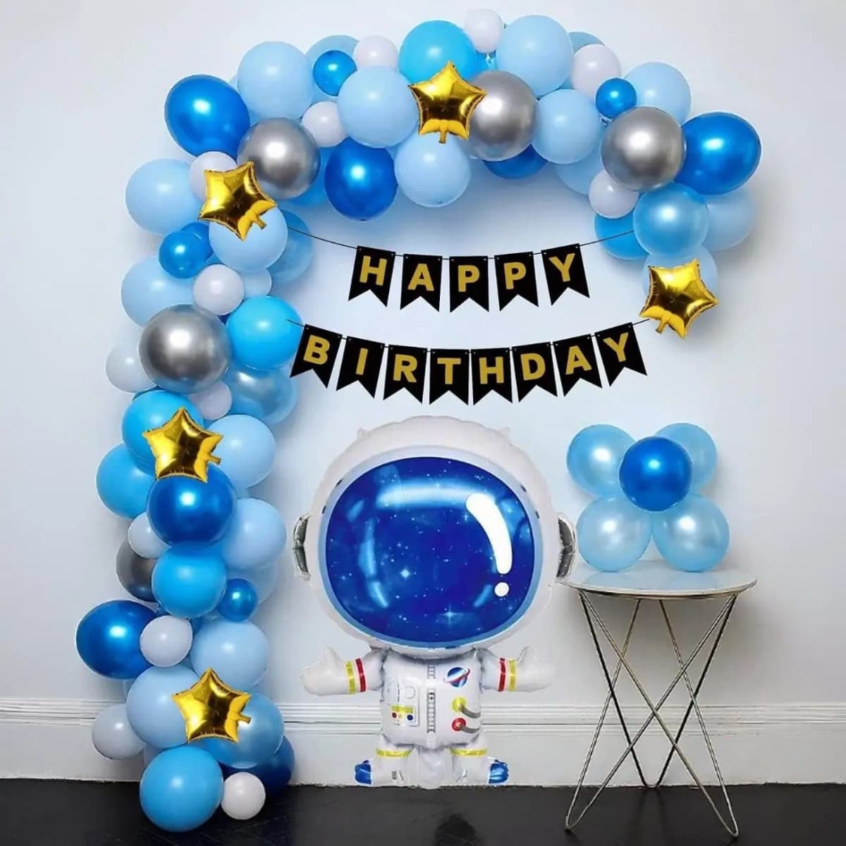 Astronaut Theme Arch — view 1 of 1