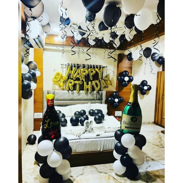Simple Balloon Decoration in hotel room Set — view 1 of 3
