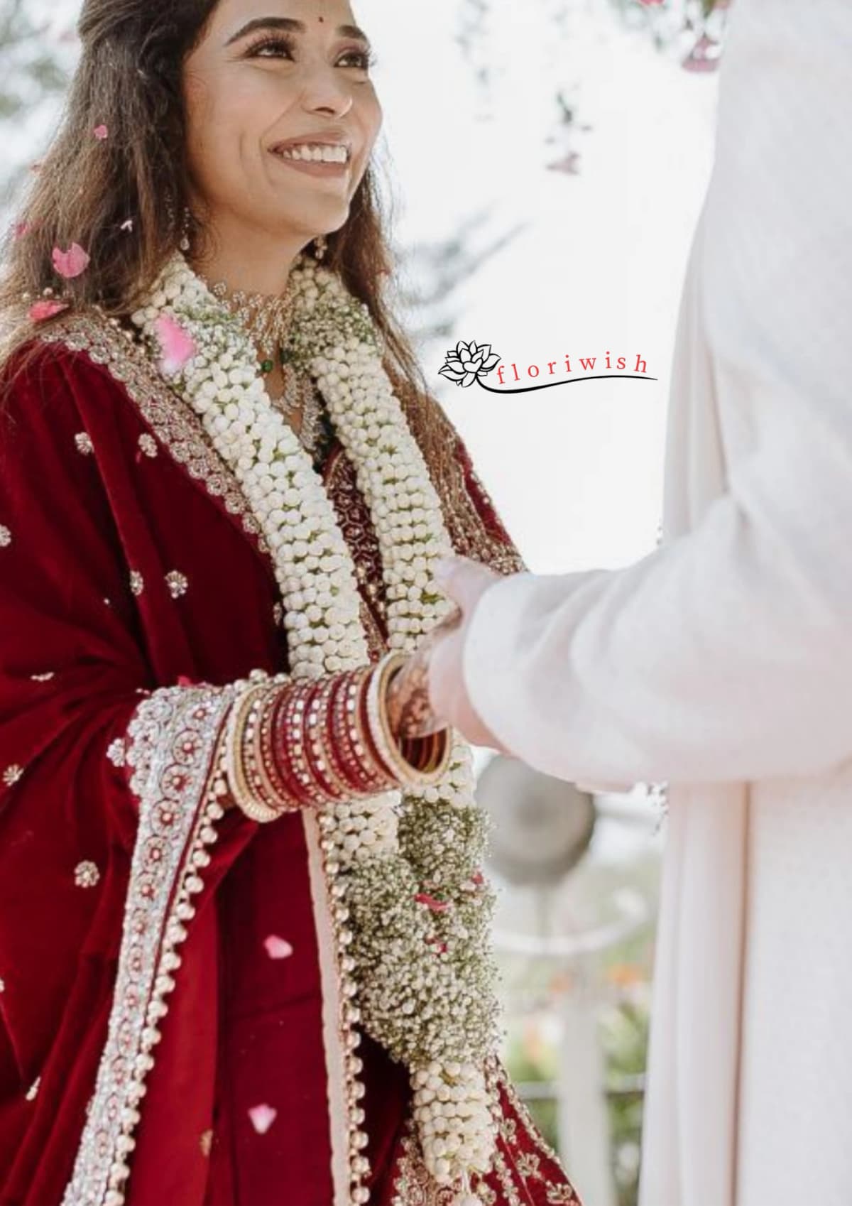 Mogra & Baby Breath Varmala — view 2 of 2
